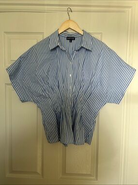 ‘Modern Works’ Cinched Blue & White Striped Button-Up Shirt